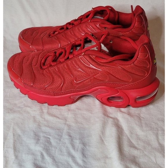 Nike Air Max Plus University Red Chile Red Used Size 6Y No Box - Picture 2 of 7
